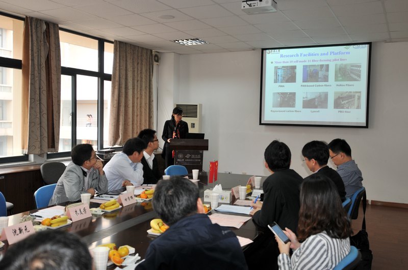 材料学院-韩国纤维产业联合会科技合作交流会顺利召开