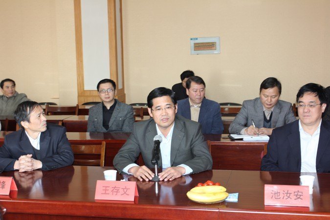 教育部科技司副司长娄晶一行来武汉工程大学考察调研