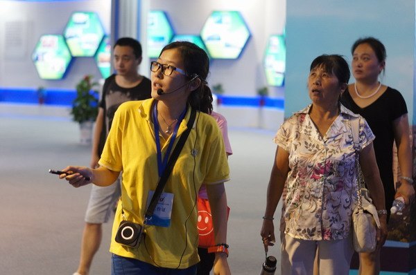 常工院志愿者在行动 美丽身影闪耀高新区