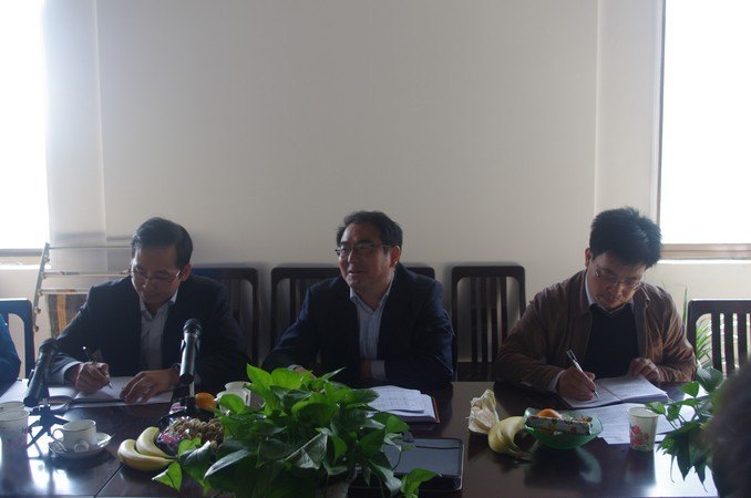 武汉工程大学召开新进辅导员座谈会