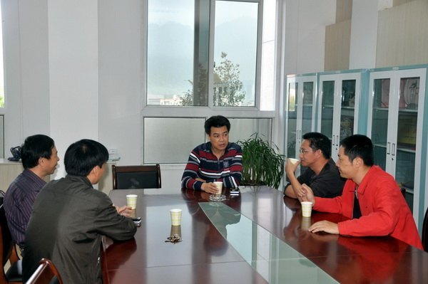 ?í1ú·àêé??é?è??o?μμ÷?D2¢??3?°ì1?