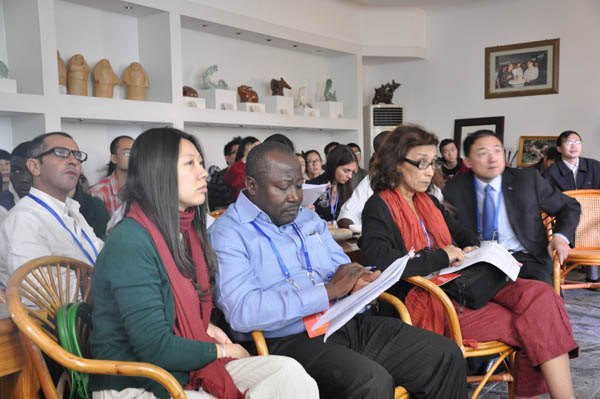 �з��մ��Ļ�����������Ŀϵ�б���֮ʮ��������Զ������������ͳ�ɵ񴫳з�չ������մ�����������ѧ������