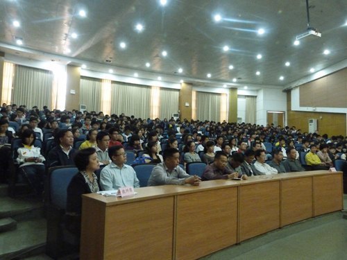 肇庆学院召开带班工作交流会 推进党建育才工程建设