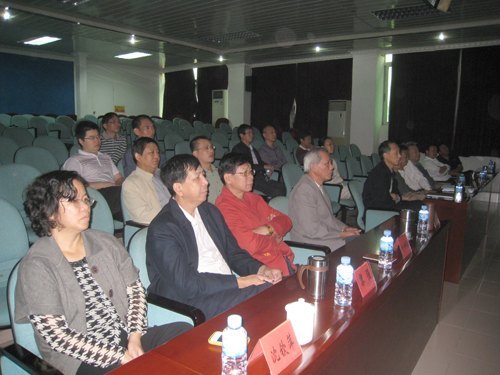 ʮ˴¡ؿĻУίۿĻʽֱ