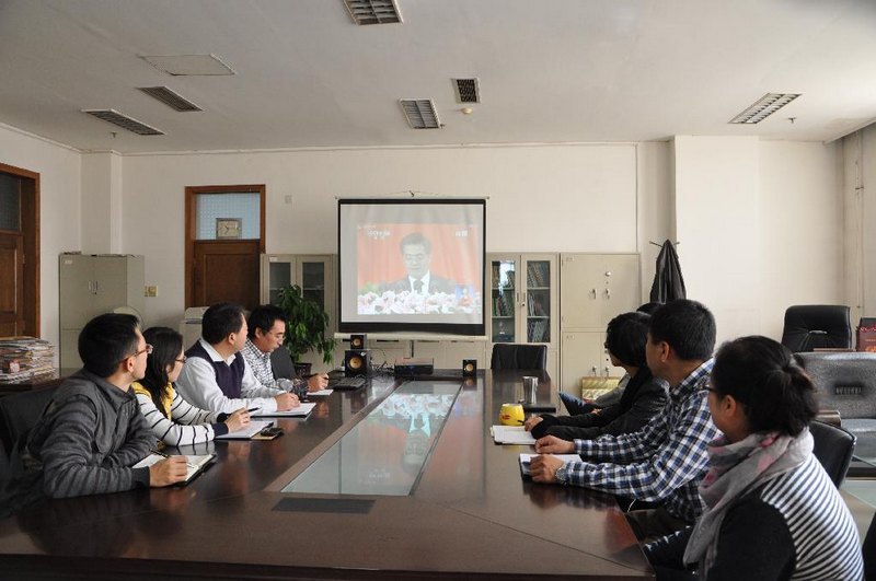 �б���ѧ��֯ʦ�������տ�����ʮ�˴��ֳ�ֱ��