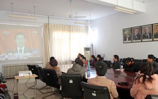 滨州学院师生认真收听收看十八大开幕式盛况