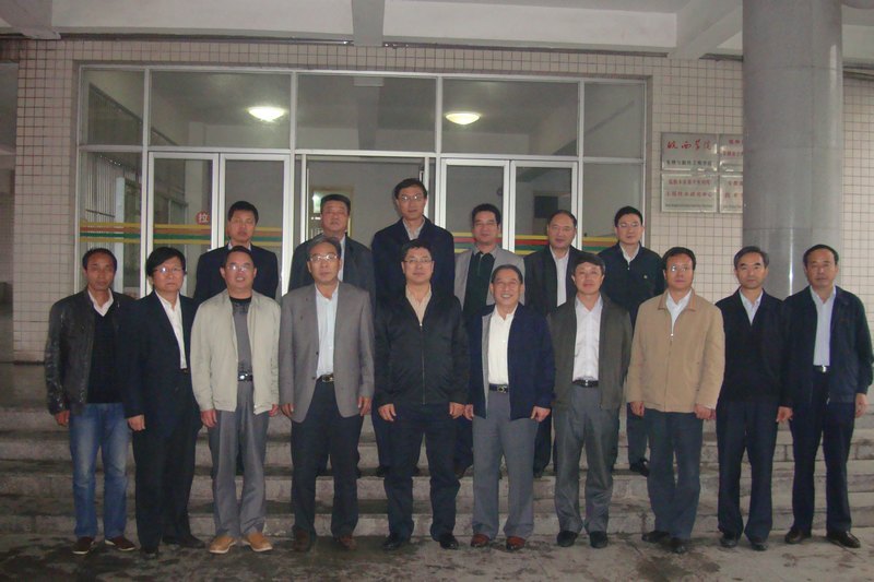 国家林业局科技司司长彭有冬一行莅临皖西学院考察调研