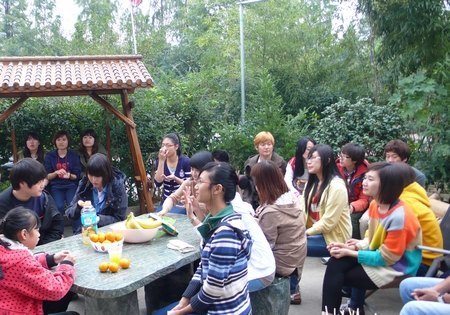 对外汉语教学团队组织留学生走进中国家庭