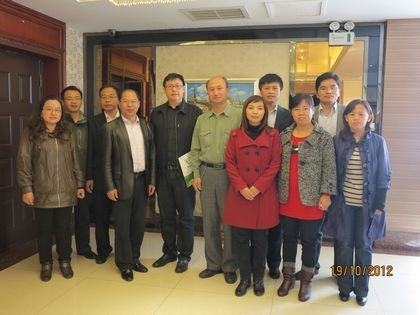 ѧУ�ش�Ƽ�ƽ̨��Ա��ׯ���н���ũ��Ʒ�ӹ���ҵ��Ⱥ����