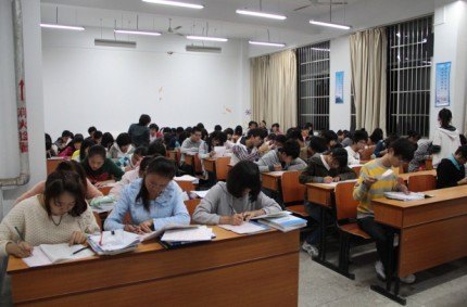 院团委顺利开展2012级学生心理普查工作