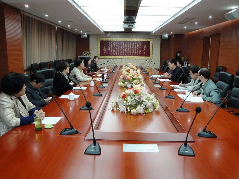 吴正佳院长一行前往兴发集团调研