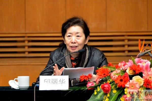 ϾѧԺУ־Ը߶Ա߹ѵ˳ٰ