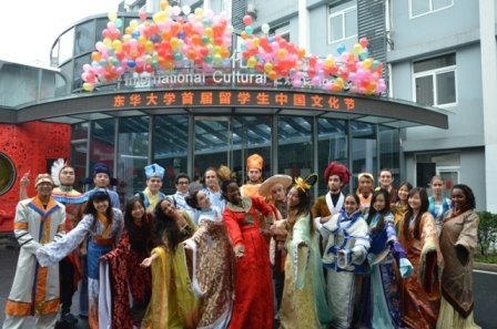 东华大学举办首届留学生中国文化节