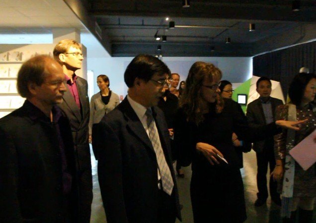徐明稚校长会见芬兰艾斯堡副市长 2012芬兰革新设计周在东华大学举办(图)