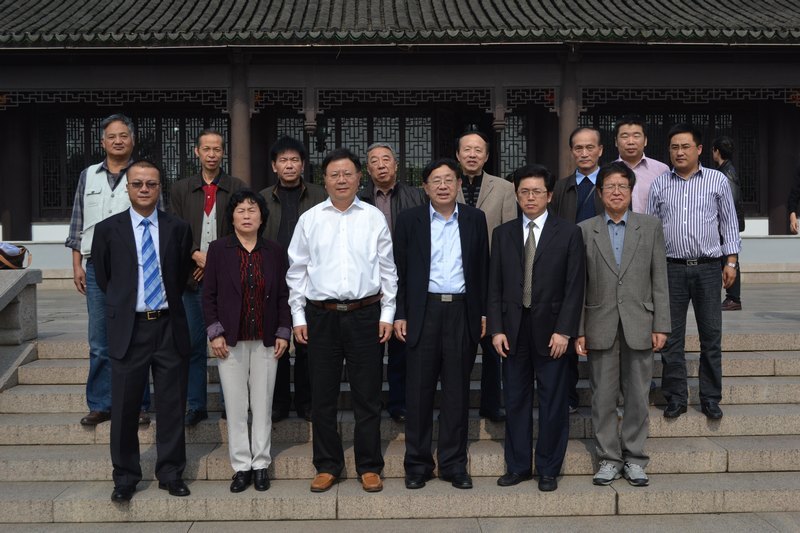 遍栽文华桃李树 广育花桥栋梁材 院长刘献君一行赴昆山花桥经济开发区参加实习就业基地授牌仪式