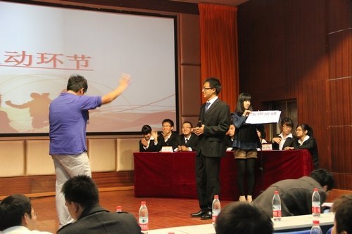 湖北工业大学举行第七届“腾飞中国?爱我湖工”理论知识竞赛