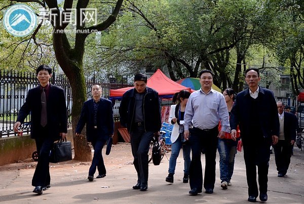 ����ʡ�����ѧʾ��У�����������ϿƼ���ѧ��������