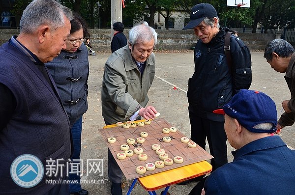 �����ݴ��ٰ챱У��Ϧ���������Ļ���ӭ�ӡ�ʮ�˴�