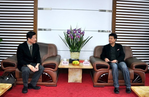 马国防书记会见建国科技大学客人