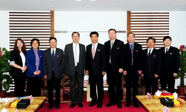 马国防刘健会见台湾首府大学杨顺聪校长一行