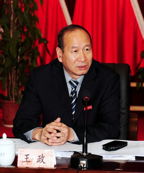 三明学院召开领导干部学习十八大精神专题座谈会