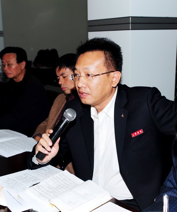 三明学院召开领导干部学习十八大精神专题座谈会