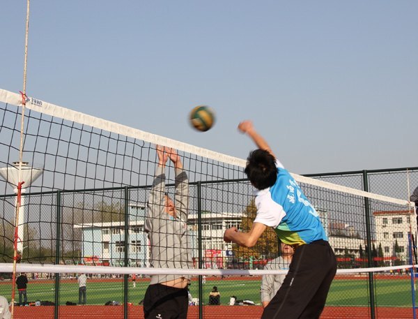 �׽�����������У��ְ��������������ѧԺ�ɹ��ٰ�