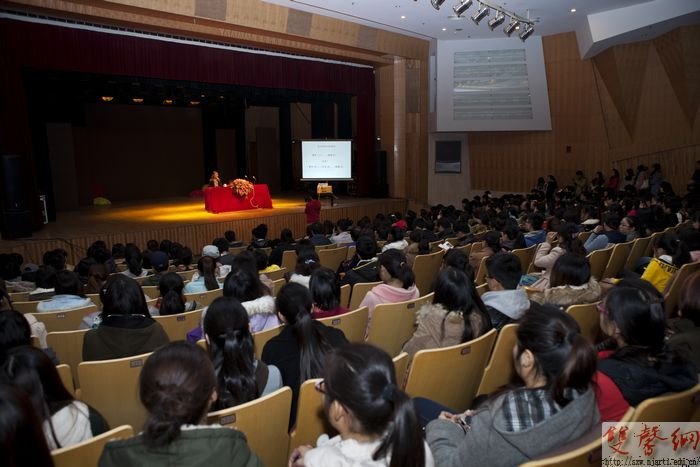 ���ǳ����š��α����ֻ�����������̸��ѧ����������