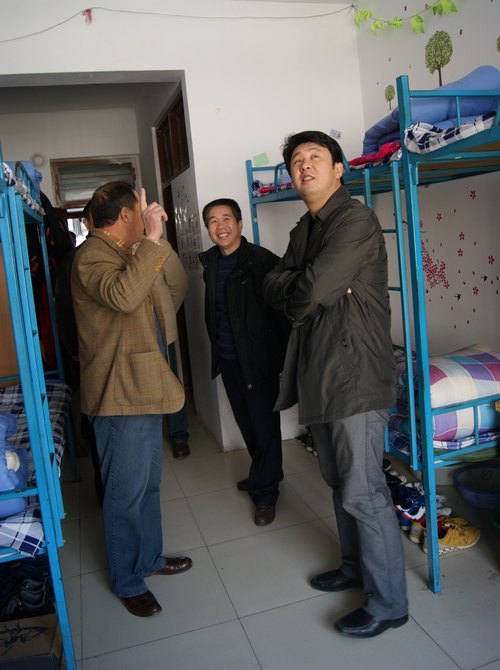 学院开展冬季社区安全卫生大检查