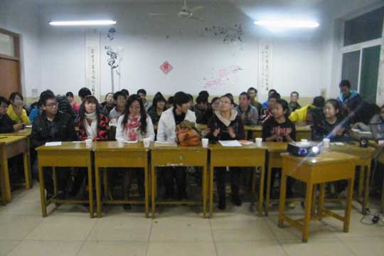 物理与电子工程学院举办第二届寝室文化活动