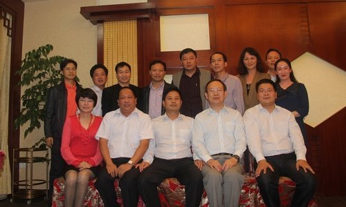 �������ʶӵ���ƽ���߷�У��