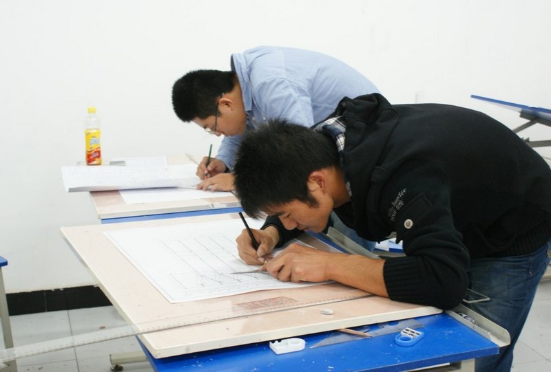 ����ľ�����¡�����ʩ��ͼ��ơ����ƴ���˳����չ