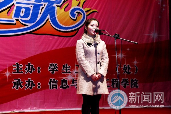 秾艳清香青春赞 湖南科技大学正值“芳菲”节