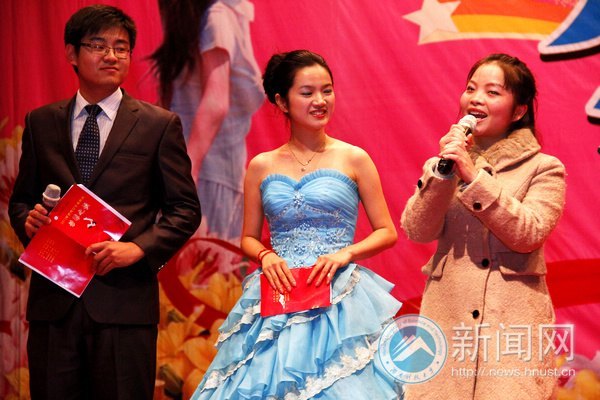 秾艳清香青春赞 湖南科技大学正值“芳菲”节