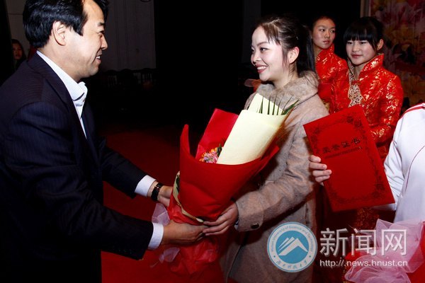 秾艳清香青春赞 湖南科技大学正值“芳菲”节