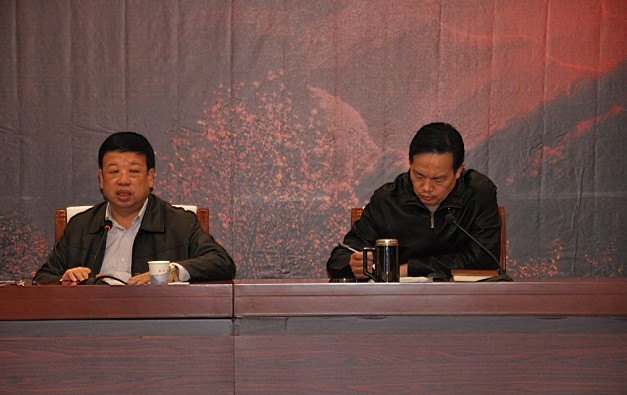 �������غ�ֱ�������Ŵ����ɲ��ܻǿ���������罨��