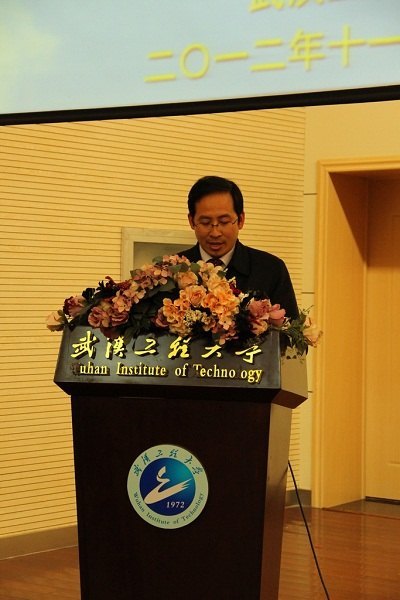 学校举办“喻友旺”助学金、“好心人”助学金颁奖仪式