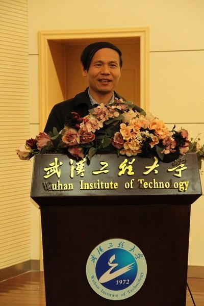 学校举办“喻友旺”助学金、“好心人”助学金颁奖仪式