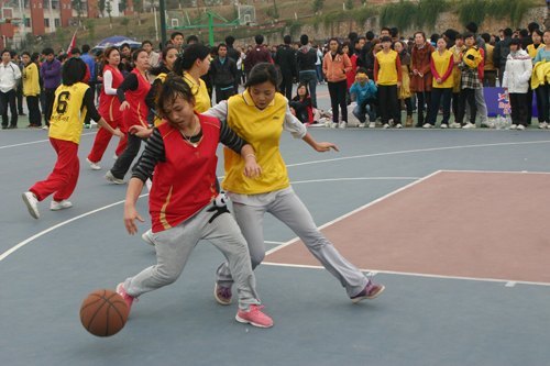 湖北科技学院2012年大学生运动会落幕