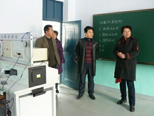 纪委书记王春梅到教育科学学院调研