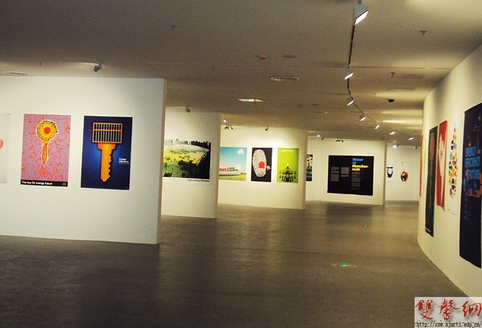 第六届全国视觉传达教育论坛设计系列展在美术馆开幕