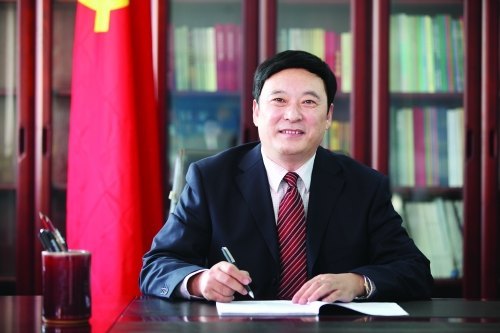 【河南日报】七十年薪火相传育桃李 一十载与时俱进著华章