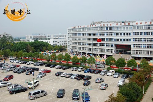 【组图】江汉大学文理学院2012级新生接待工作圆满结束