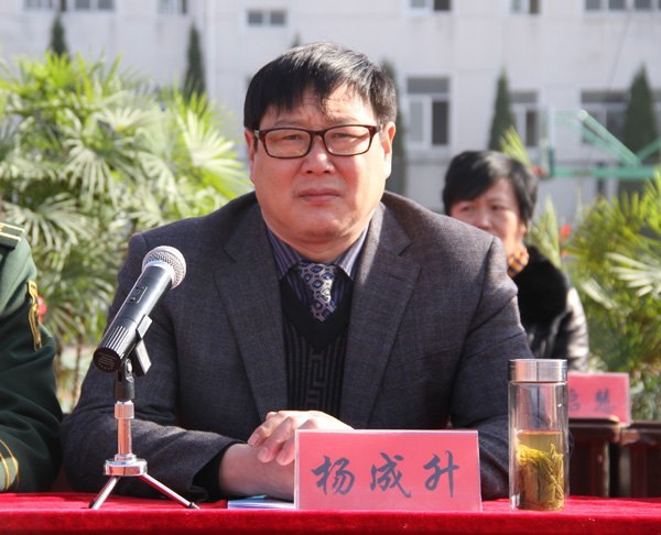 皖西学院隆重举行2012级新生军训动员大会