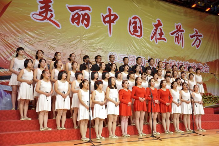 �����ѧԺ���С������й���ǰ������ӽ����