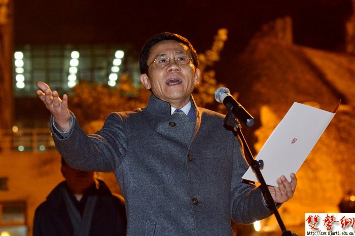 南京艺术学院举行“百岁泉”竣工开泉仪式