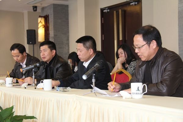 校纪委书记徐慢出席实践教学基地授牌仪式