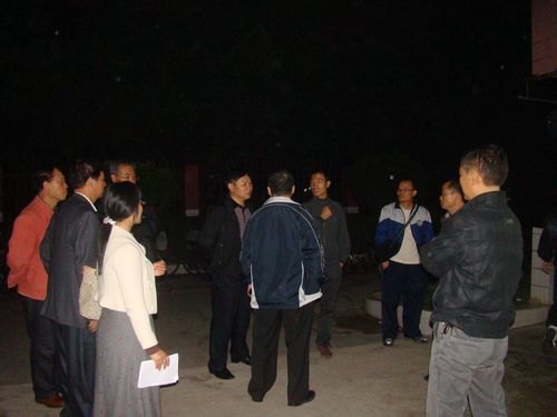 ���������ѧ�������ֳ��칫��ȡѧ�����