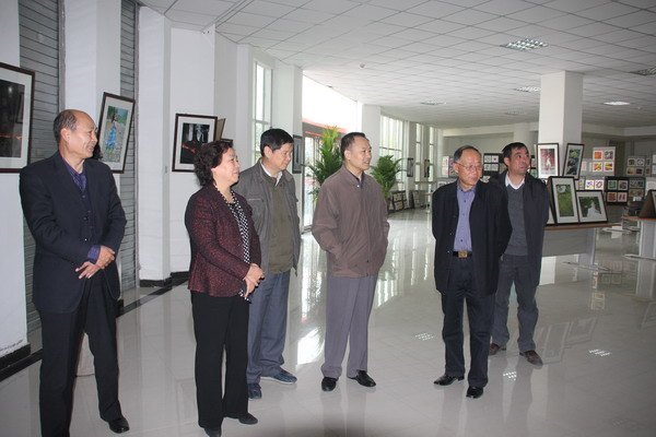 ֣ί쵼ݰְ֣ҵѧԺָ