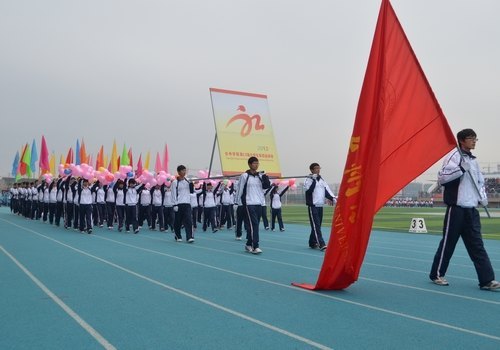 校第22届田径运动会(椒江校区)隆重开幕